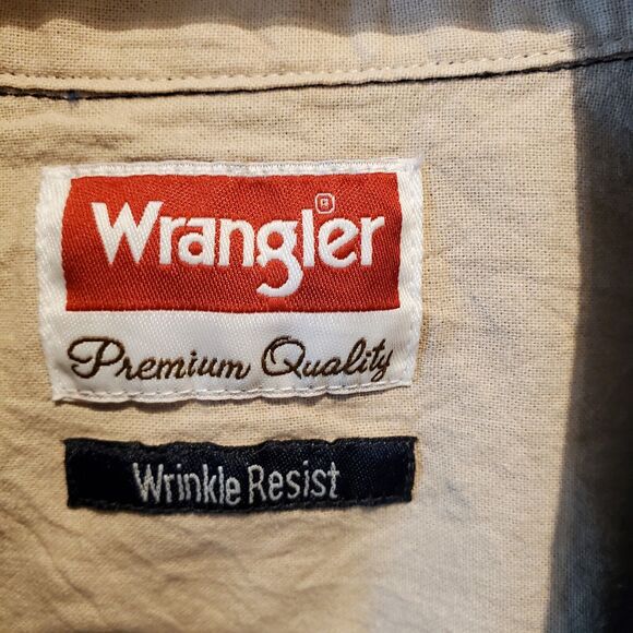 Wrangler Shirt Mens Small Wrinkle Resistant Button Plaid Blue White Top Western - Picture 7 of 9